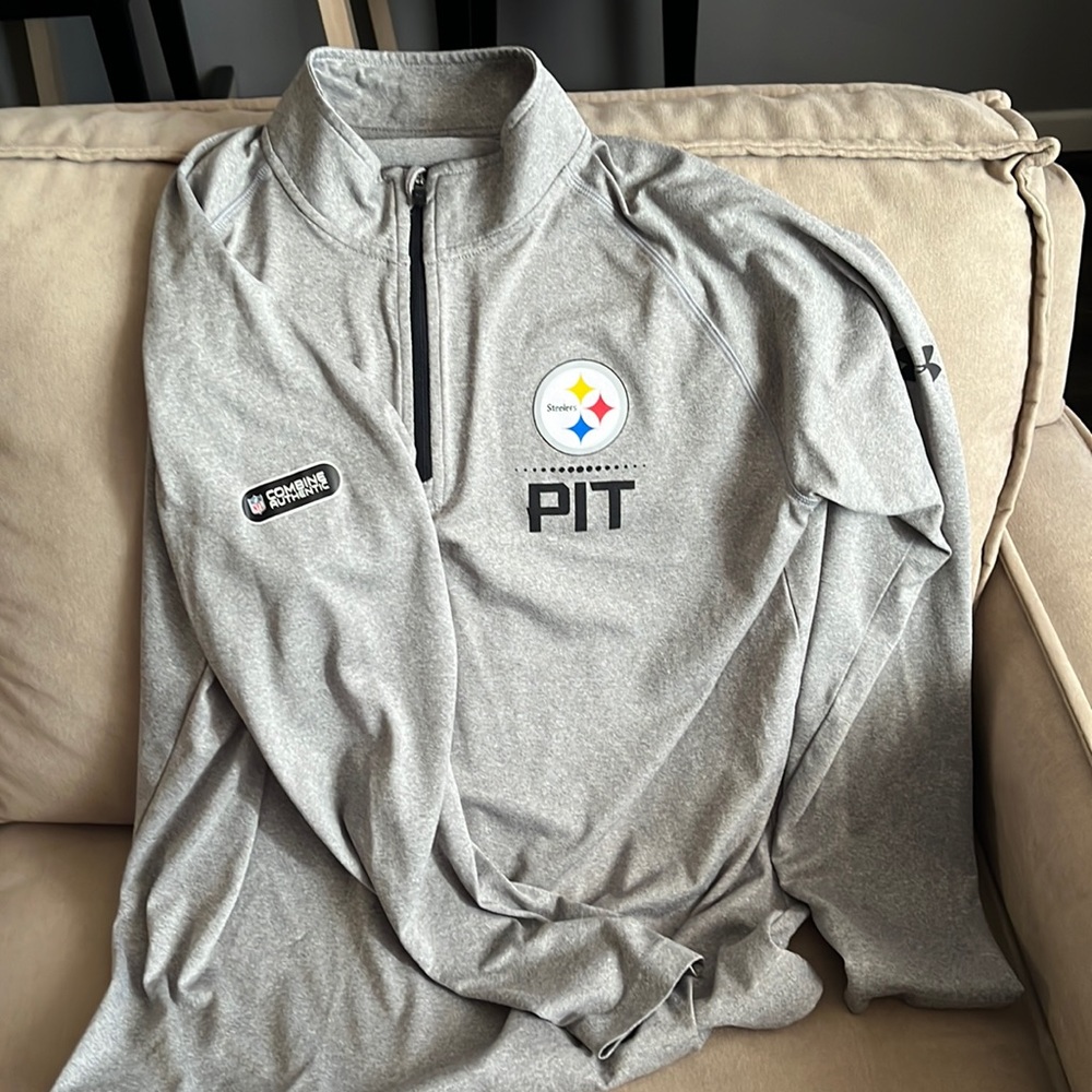 Men’s Pittsburgh Steelers Grey Quarter Zip - Medium